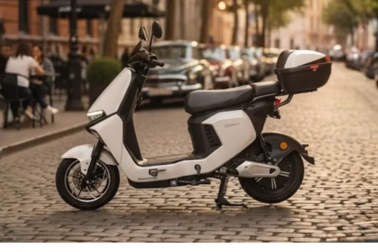 As vantagens de instalar um baú na moto elétrica