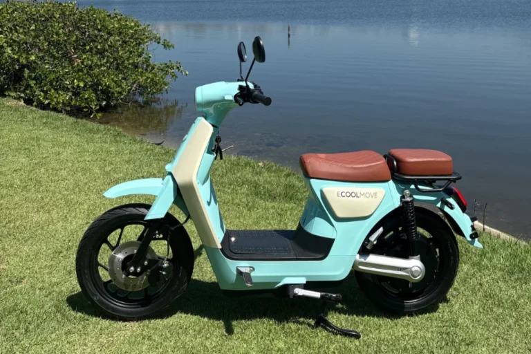 Qual a velocidade da moto elétrica de 1000W?